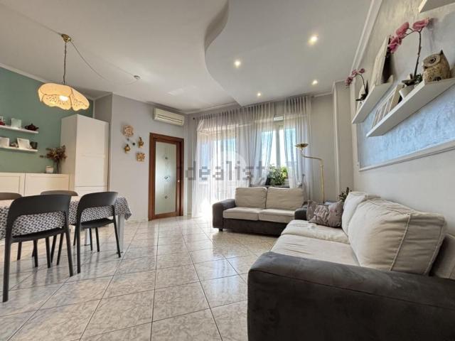 Appartamento in vendita di 153 m² in Via Conte di Roccavione, 43