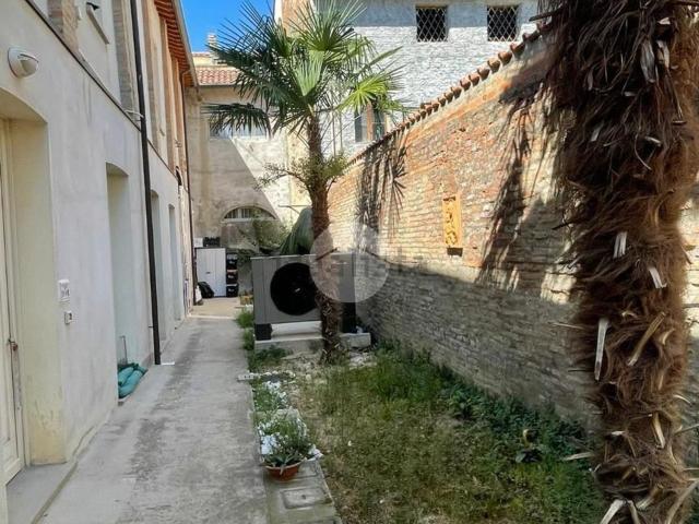 Appartamento in vendita di 153 m² in Via Amendola G 31