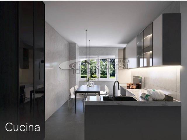 Appartamento in vendita di 153 m² in Via Alessandro Manzoni