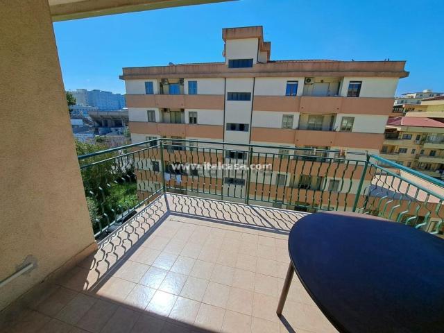 Appartamento in vendita di 153 m² in Via Giovanni Verga