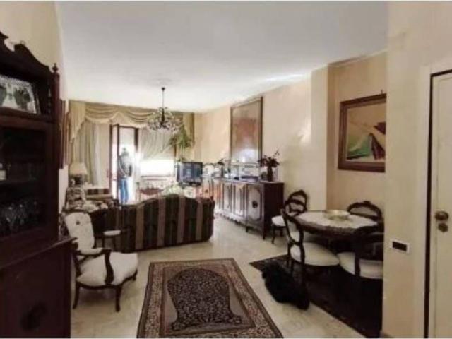 Appartamento in vendita di 153 m² in Via dei Sabini, 90