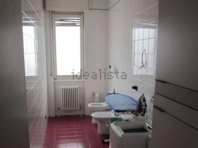 Appartamento in vendita di 153 m² in Via Fratelli Rosselli