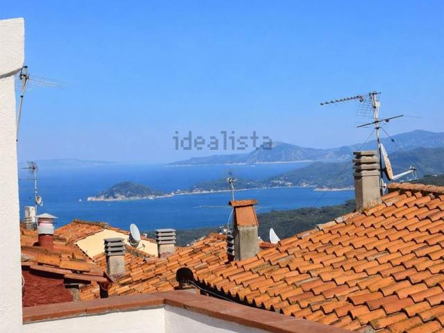Appartamento in vendita di 153 m² in Via San Agabito