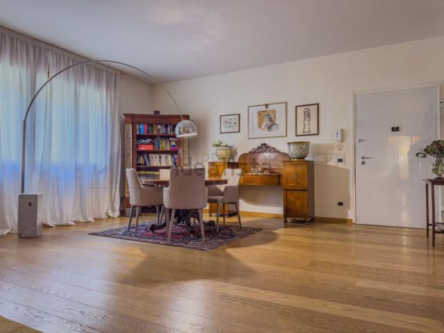 Appartamento in vendita di 153 m² in Via San Biagio