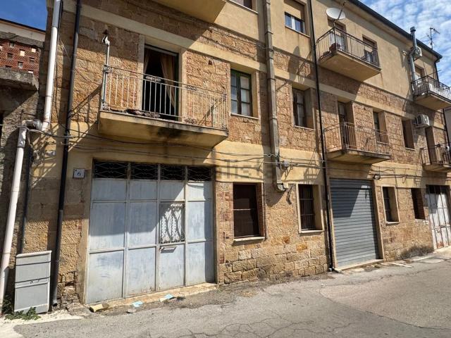 Appartamento in vendita di 153 m² in Via Patti