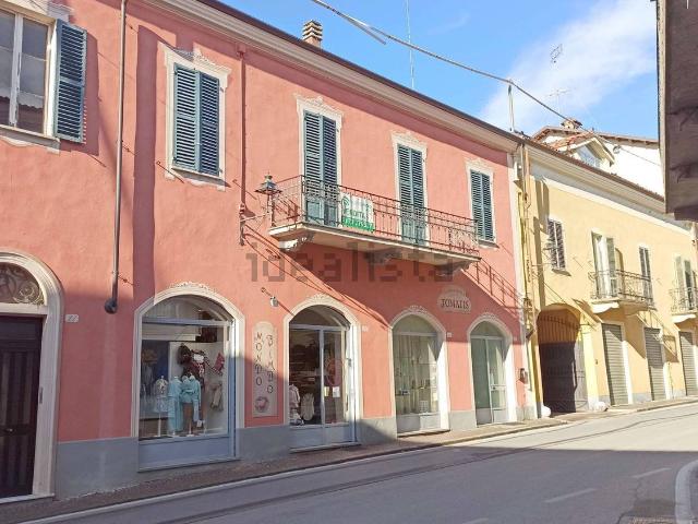 Appartamento in vendita di 153 m² in Via Roma, 21