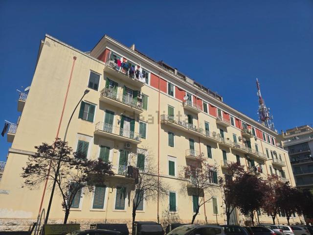 Appartamento in vendita di 153 m² in Via Trento, 1