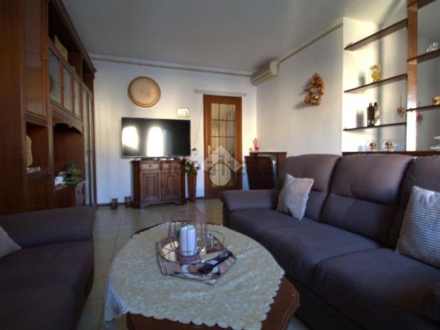 Appartamento in vendita di 153 m² in Viale Europa, 16