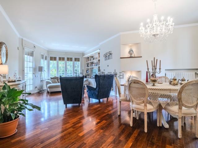Appartamento in vendita di 153 m² in Viale Federico Caprilli, 25
