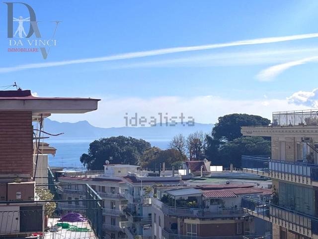 Appartamento in vendita di 153 m² in Viale Privato degli Astronauti