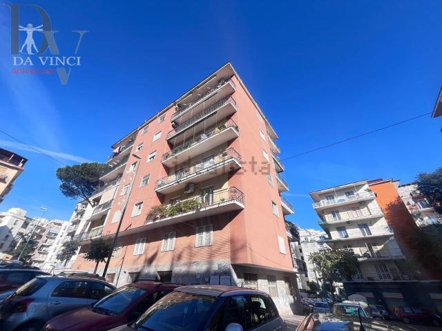 Appartamento in vendita di 153 m² in Viale Privato degli Astronauti