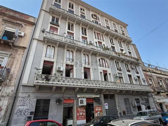 Appartamento in vendita di 154 m² in Via Giordano Bruno