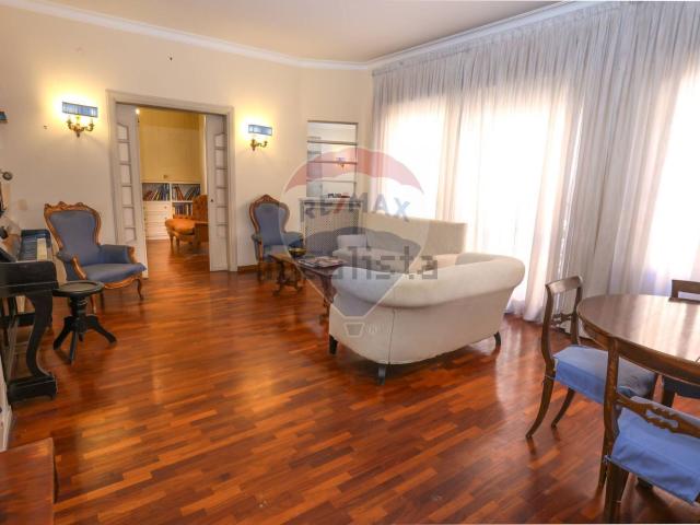 Appartamento in vendita di 154 m² in Via Girolamo Segato