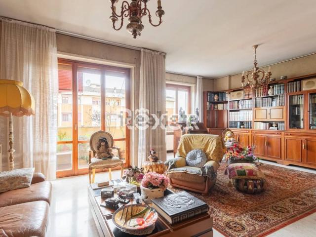 Appartamento in vendita di 154 m² in Via Dora Riparia, 6