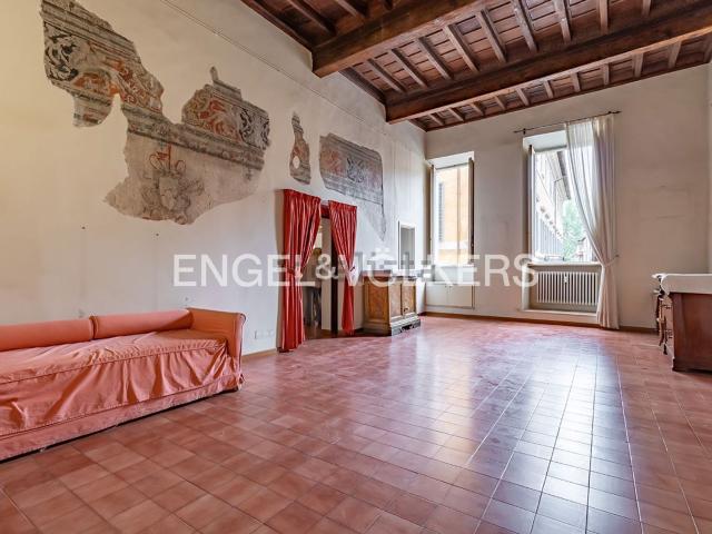Appartamento in vendita di 154 m² in Via dei Coronari