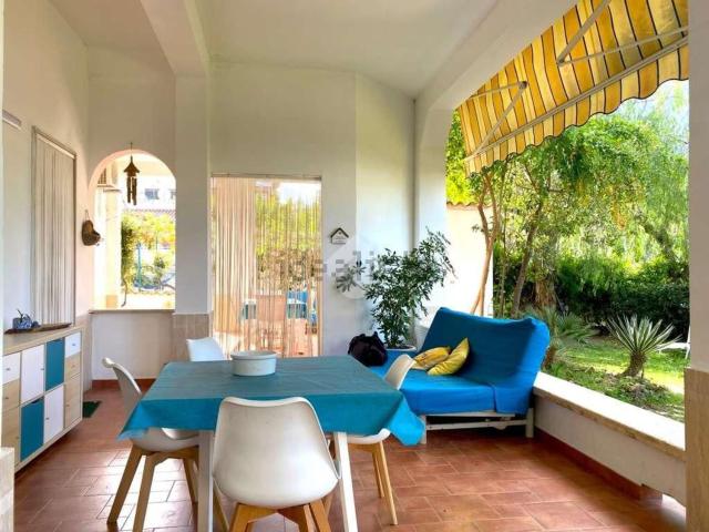 Appartamento in vendita di 154 m² in Via delle Spigole, 140