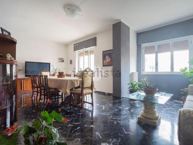 Appartamento in vendita di 154 m² in Via Edmondo de Amicis