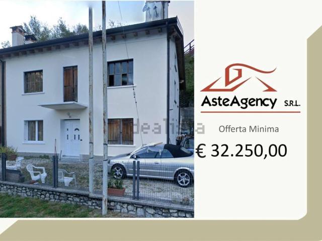 Appartamento in vendita di 154 m² in Via Fadalto Alto, 205