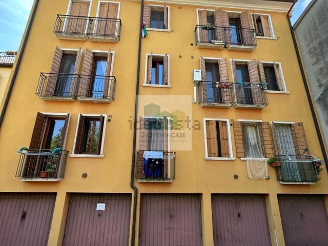 Appartamento in vendita di 154 m² in Via Ognissanti, 43