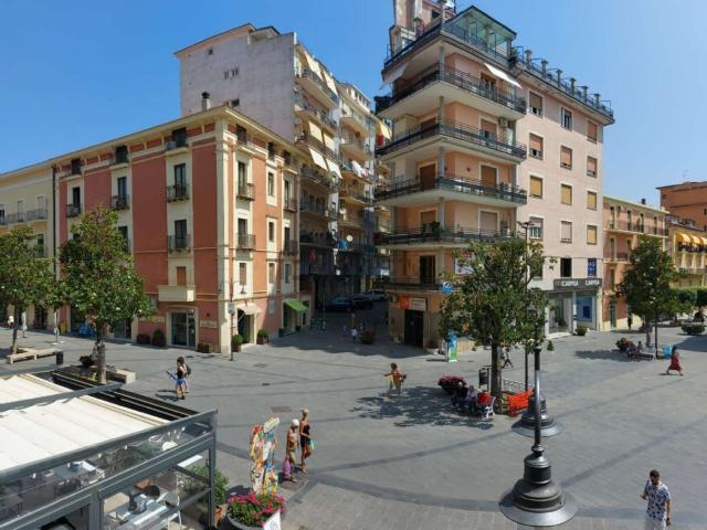 Appartamento in vendita di 154 m² in Via Luigi Simeoni