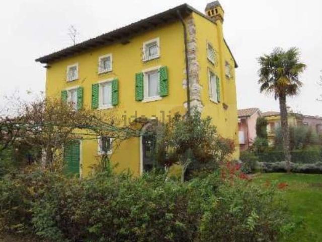Appartamento in vendita di 154 m² in Via Paiari, 79