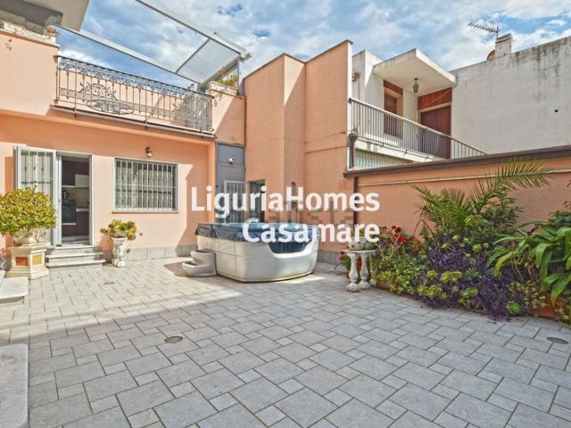 Appartamento in vendita di 154 m² in Via Roberto