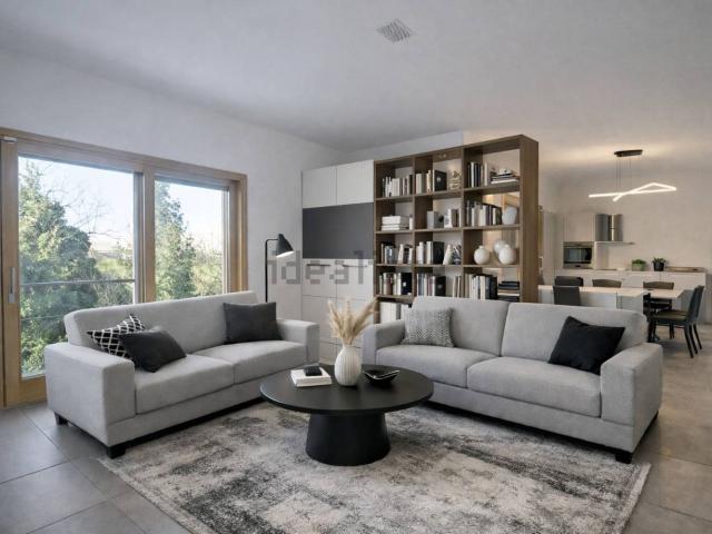 Appartamento in vendita di 154 m² in Via Ravenna
