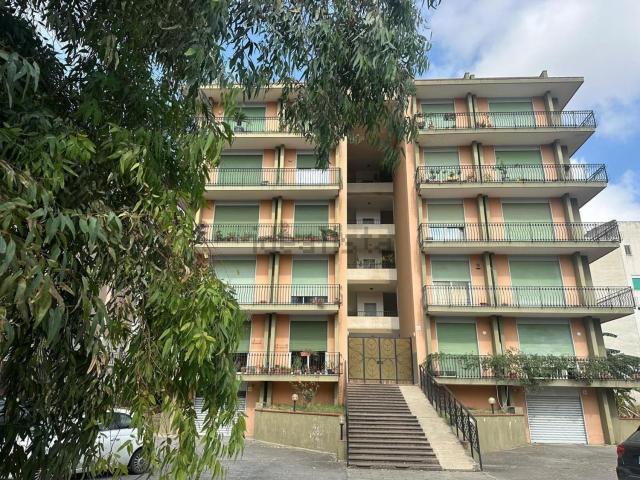Appartamento in vendita di 154 m² in Via Raimondo Pettini, 26