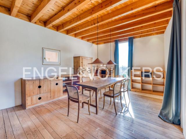 Appartamento in vendita di 154 m² in Via Tavola, 2