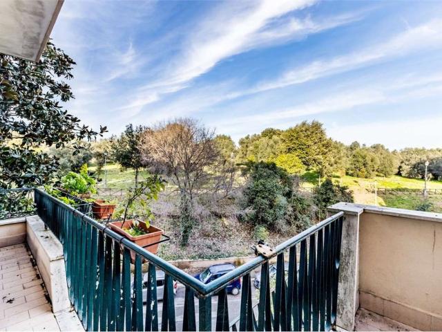 Appartamento in vendita di 154 m² in Via Valnerina