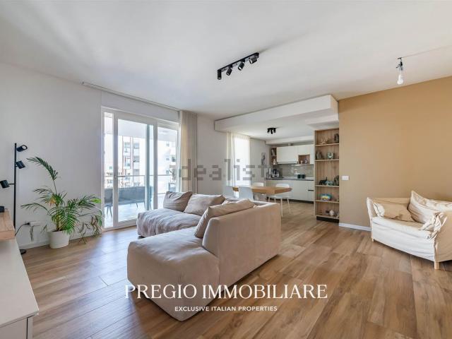 Appartamento in vendita di 154 m² in Via Vincenzo Cardarelli