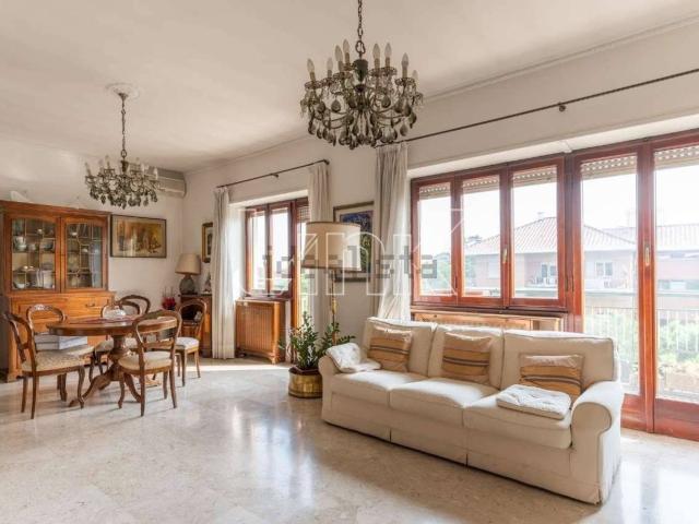 Appartamento in vendita di 154 m² in Viale dell&apos Oceano Atlantico