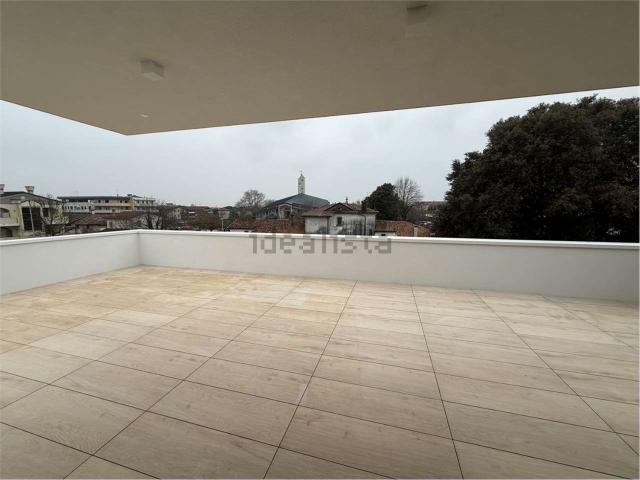 Appartamento in vendita di 154 m² in Viale San Marco, 11