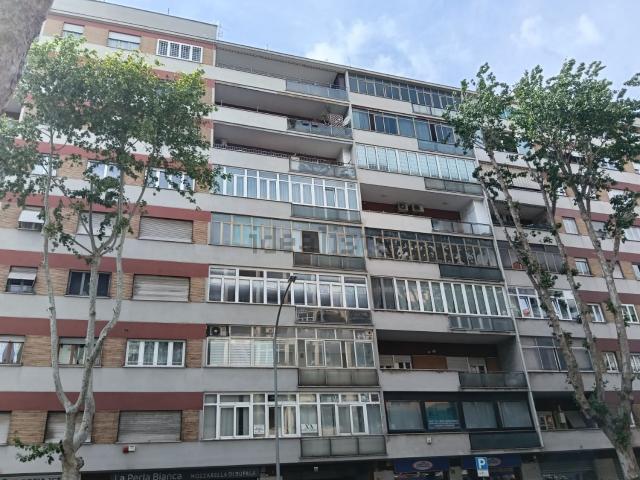 Appartamento in vendita di 154 m² in Piazza Antonio Meucci, 23