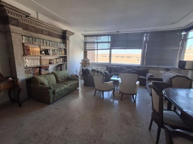 Appartamento in vendita di 155 m²