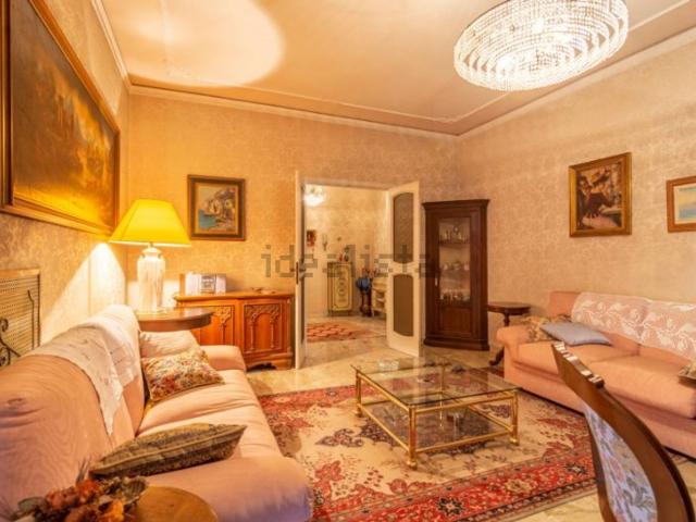 Appartamento in vendita di 155 m²