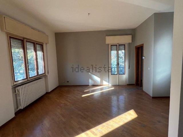 Appartamento in vendita di 155 m² in Via codro