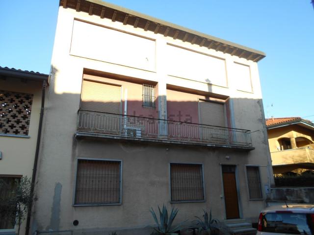 Appartamento in vendita di 155 m² in Via Camillo Benso Conte di Cavour