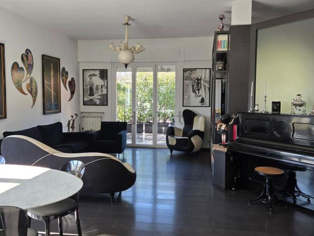 Appartamento in vendita di 155 m² in Via Cesare Ferrero di Cambiano, 82