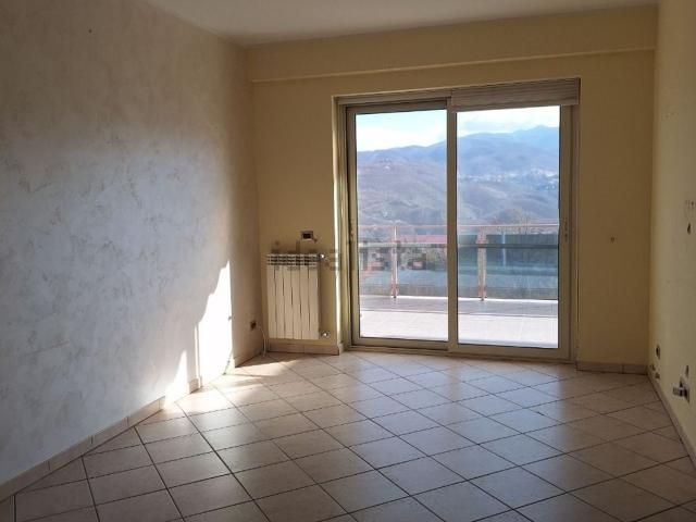 Appartamento in vendita di 155 m² in Via Chiesa
