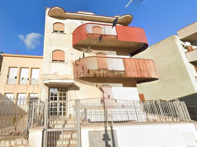 Appartamento in vendita di 155 m² in Via Aloi, 107
