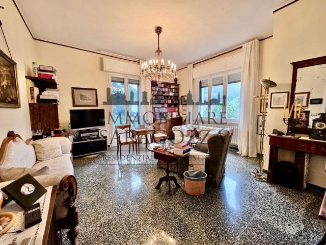 Appartamento in vendita di 155 m² in Via Bellinzona, 11