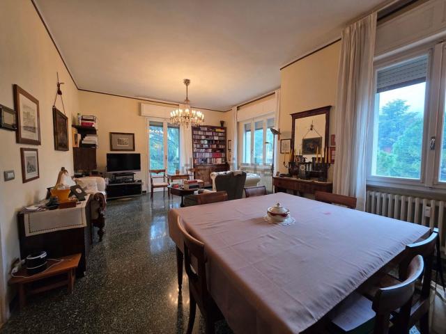 Appartamento in vendita di 155 m² in Via Bellinzona, 11