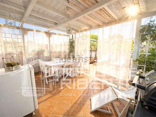 Appartamento in vendita di 155 m² in Via Gadames, 33