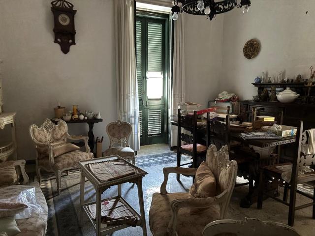 Appartamento in vendita di 155 m² in Via Giuseppe Mazzini, 23