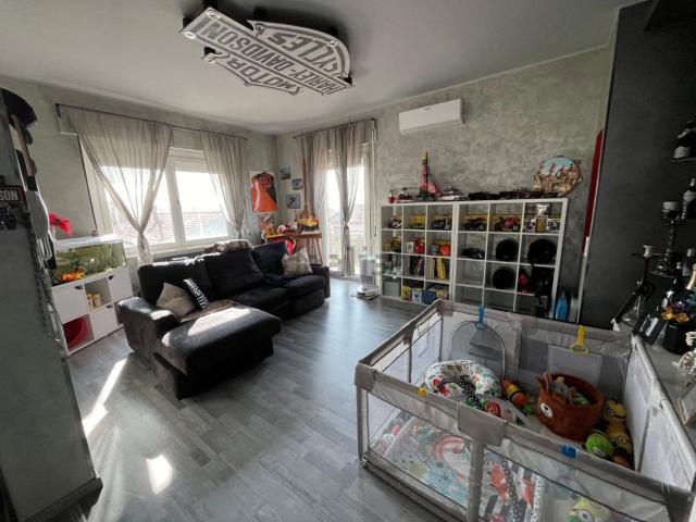 Appartamento in vendita di 155 m² in Via Gioacchino Rossini, 46