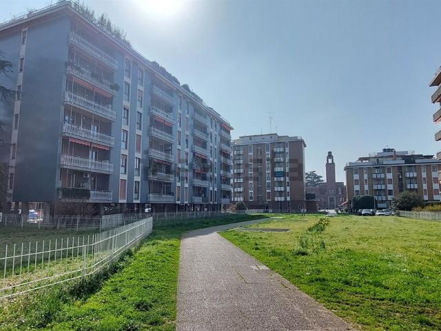 Appartamento in vendita di 155 m² in Via Giosuè Carducci, 13