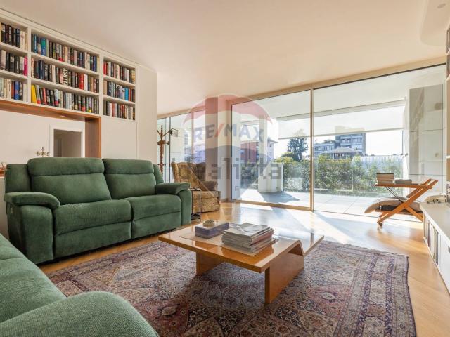 Appartamento in vendita di 155 m² in Via Guido Gozzano, 34