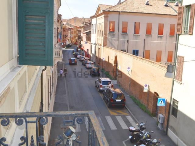 Appartamento in vendita di 155 m² in Via de’ Romei, 3