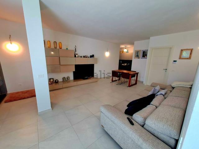 Appartamento in vendita di 155 m² in Via Faentina